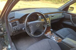 Mercedes-Benz E240 W210 - 1999 à vendre aux enchères sur Benzin – photo 18/59