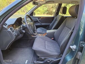 Mercedes-Benz E240 W210 - 1999 à vendre aux enchères sur Benzin – photo 19/59