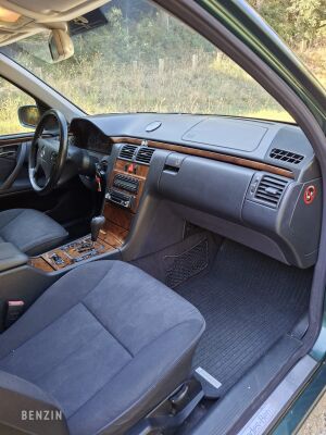 Mercedes-Benz E240 W210 - 1999 à vendre aux enchères sur Benzin – photo 21/59