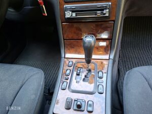 Mercedes-Benz E240 W210 - 1999 à vendre aux enchères sur Benzin – photo 40/59