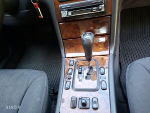 Mercedes-Benz E240 W210 - 1999 à vendre aux enchères sur Benzin – photo 41/59