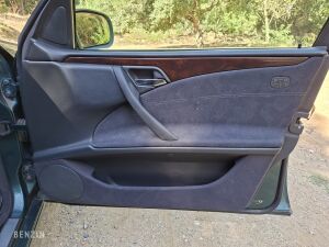 Mercedes-Benz E240 W210 - 1999 à vendre aux enchères sur Benzin – photo 44/59