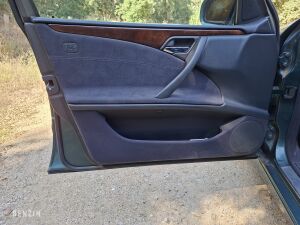 Mercedes-Benz E240 W210 - 1999 à vendre aux enchères sur Benzin – photo 49/59